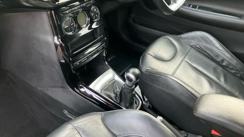 DS 3 1.2 PureTech Black Lezard 3dr Petrol Hatchback